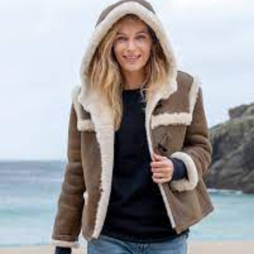 Atlantis genuine shearling jacket with hood EUC